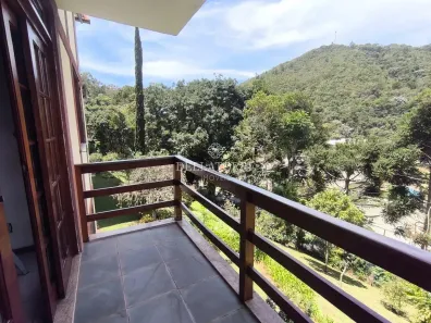 Apartamento com 2 Quartos à venda, 65m² no Albuquerque, Teresópolis