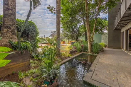 Sobrado com 4 Quartos à venda, 598m² no Sumaré, São Paulo