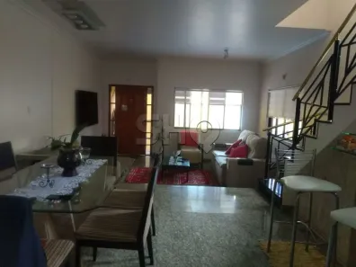 Sobrado com 3 Quartos à venda, 195m² no Parque Peruche, São Paulo