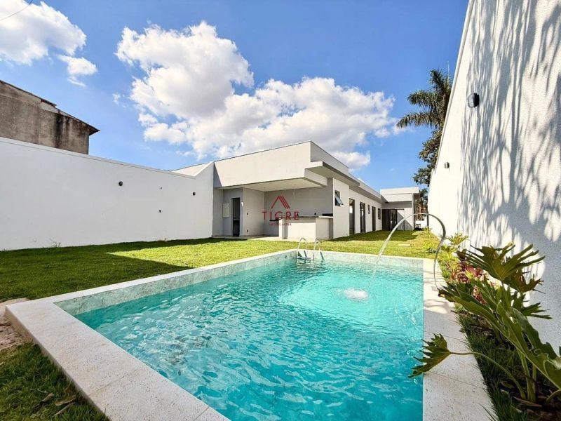 Casa com 4 quartos — Trevo, Belo Horizonte