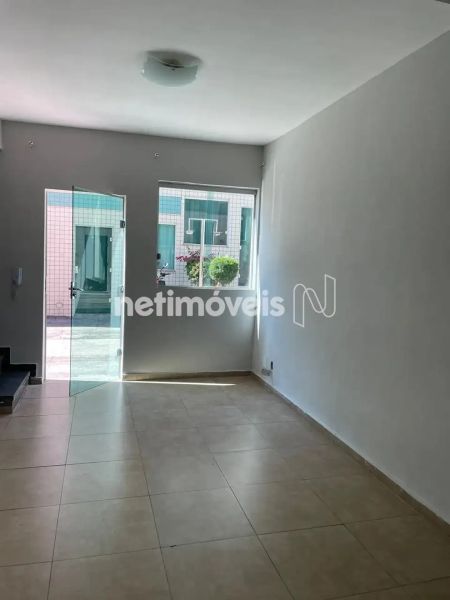 Casa com 2 quartos — Dona Clara, Belo Horizonte