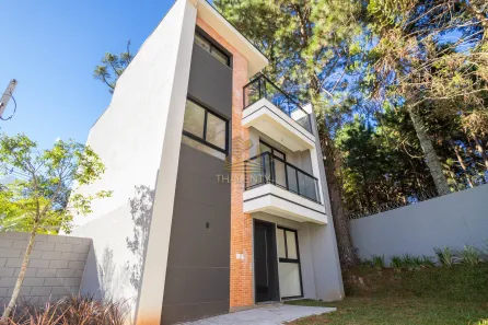 Casa de Condomínio com 3 Quartos à venda, 132m² no Santa Cândida, Curitiba