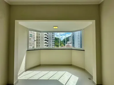 Apartamento com 2 Quartos à venda, 75m² no Pitangueiras, Guarujá