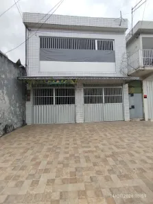 Sobrado com 4 Quartos à venda, 200m² no Quintino Cunha, Fortaleza