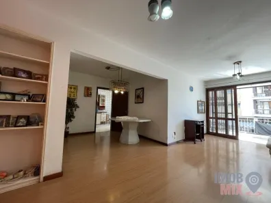 Apartamento com 3 Quartos à venda, 130m² no Jardim Lindóia, Porto Alegre
