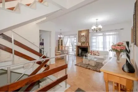 Casa com 3 Quartos à venda, 300m² no Jardim Sabará, Porto Alegre