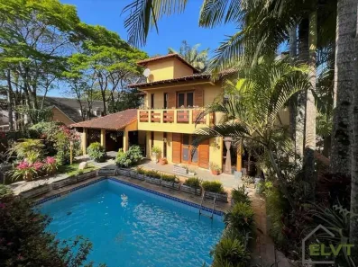Casa de Condomínio com 4 Quartos à venda, 481m² no São Paulo II, Cotia