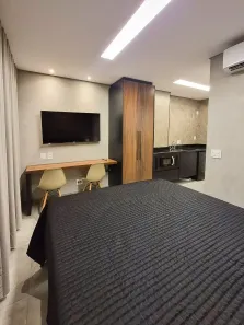 Apartamento com 1 Quarto para alugar, 24m² no Santo Amaro, São Paulo