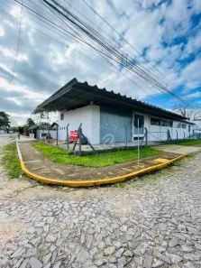 Galpão/Depósito/Armazém para venda ou aluguel, 873m² no Cristo Rei, São Leopoldo