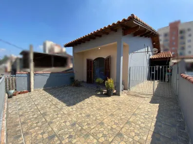 Sobrado com 3 Quartos à venda, 200m² no Jardim Santo Antônio, Suzano