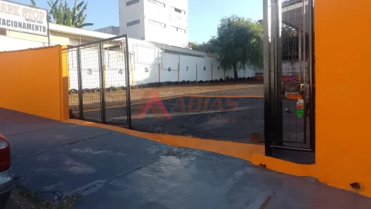 Lote/Terreno à venda, 800m² no Núcleo Residencial Silvio Vilari, São Carlos