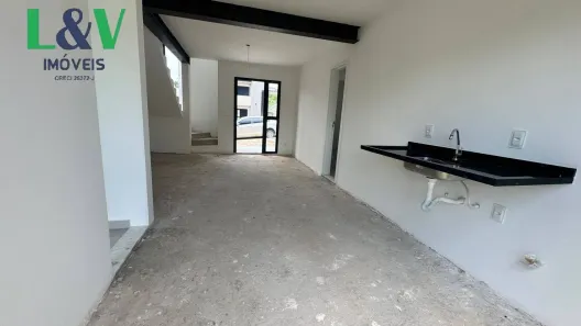 Casa com 2 Quartos para alugar, 81m² no Vila Omízollo, Louveira