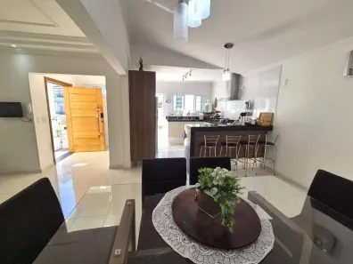 Casa com 3 Quartos à venda, 300m² no Vila Augusta, Sorocaba