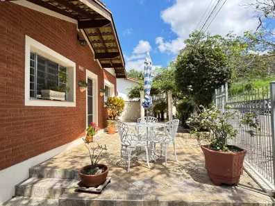Casa com 3 Quartos à venda, 300m² no Centro, Águas de São Pedro