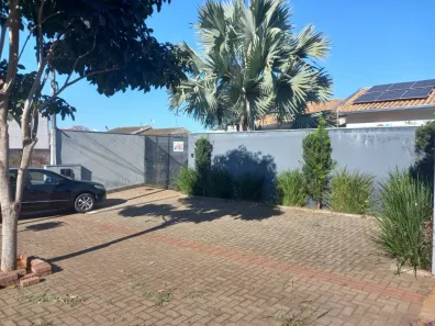 Casa com 3 Quartos à venda, 129m² no Jardim Licce, Maringá