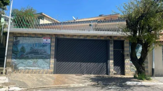 Casa de Condomínio com 5 Quartos à venda, 250m² no Jardim Marisa, São Paulo