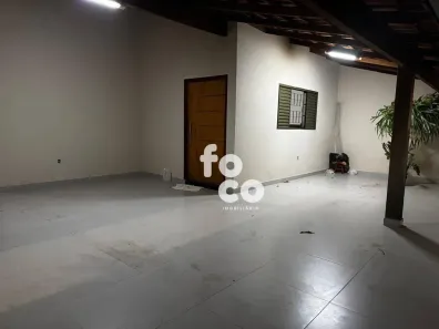 Casa com 3 Quartos à venda, 180m² no Nova Uberlândia, Uberlândia