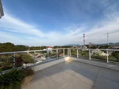 Cobertura com 3 Quartos para alugar, 166m² no Campeche, Florianópolis