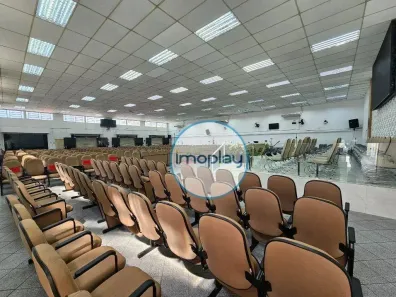 Galpão/Depósito/Armazém à venda, 890m² no Santo Amaro, São Paulo