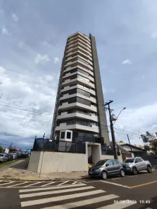Apartamento com 3 Quartos para alugar, 300m² no Centro, Cambé