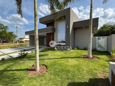 Casa de Condomínio com 3 Quartos à venda, 206m² no , Pardinho