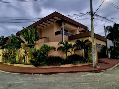 Casa com 3 Quartos à venda, 275m² no Jardim Sulacap, Rio de Janeiro