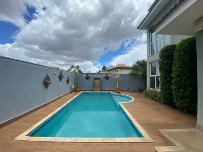 Casa de Condomínio com 4 Quartos à venda, 300m² no Jardim do Lago, Uberaba