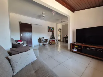 Sobrado com 3 Quartos à venda, 220m² no Parque Taquaral, Campinas