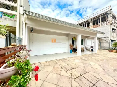 Casa com 3 Quartos à venda, 144m² no São Luiz, Caxias do Sul