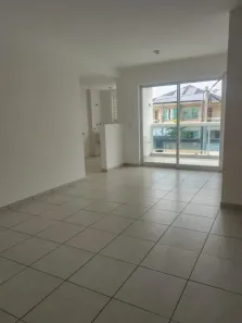 Apartamento com 3 Quartos para alugar, 90m² no Ouro Verde, Rio das Ostras