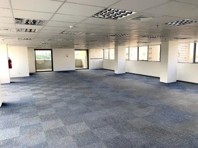 Sala Comercial para alugar, 632m² no Jardim Caravelas, São Paulo