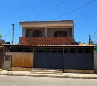 Sobrado com 5 Quartos à venda, 300m² no Samambaia Sul, Brasília