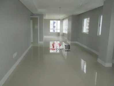 Apartamento com 3 Quartos à venda, 136m² no Centro, Balneário Camboriú