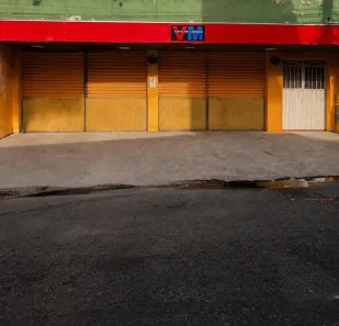 Ponto Comercial para alugar, 300m² no Tancredo Neves, Salvador