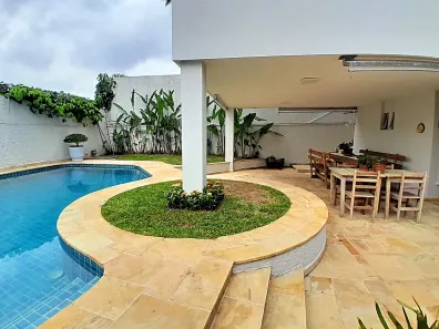 Sobrado com 4 Quartos à venda, 304m² no Jardim Leonor, São Paulo