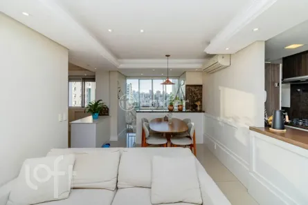 Apartamento com 3 Quartos à venda, 74m² no Passo da Areia, Porto Alegre