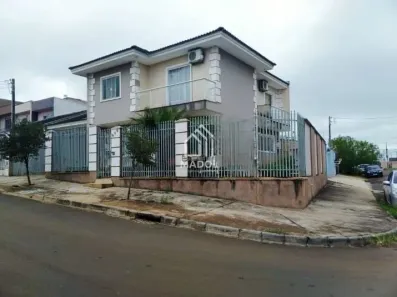 Sobrado com 4 Quartos à venda, 166m² no Uvaranas, Ponta Grossa