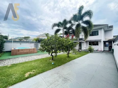 Casa de Condomínio com 4 Quartos à venda, 196m² no Anil, Rio de Janeiro