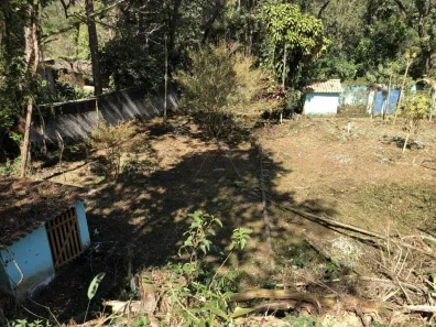 Lote/Terreno à venda, 840m² no Lago dos Cisnes, Jandira