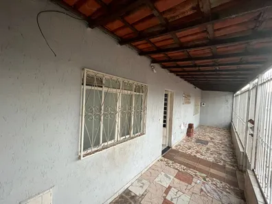 Casa com 3 Quartos à venda, 200m² no Setor Residencial Leste, Brasília