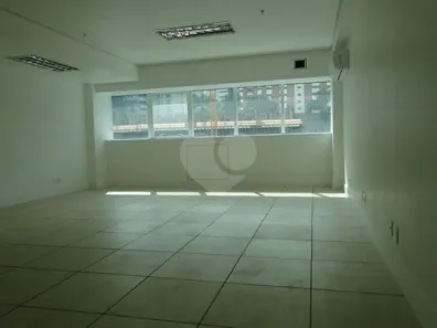 Sala Comercial à venda, 41m² no Jardim Caboré, São Paulo