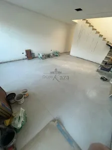 Sobrado com 2 Quartos à venda, 80m² no Jardim Ismênia, São José dos Campos