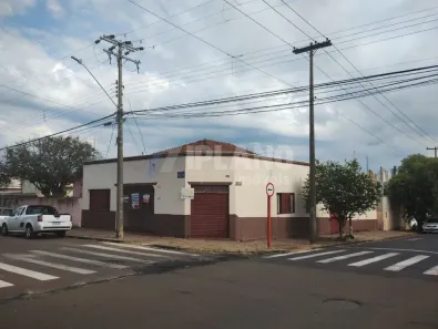 Casa com 2 Quartos à venda, 250m² no Vila Monteiro (Gleba I), São Carlos