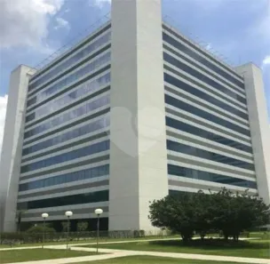 Sala Comercial para alugar, 2844m² no Jardim São Luís, São Paulo