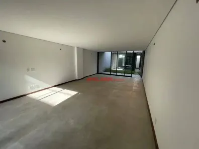 Sobrado com 3 Quartos à venda, 280m² no Vila Madalena, São Paulo
