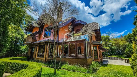 Casa de Condomínio com 4 Quartos à venda, 254m² no Alto da Boa Vista, Campos do Jordão