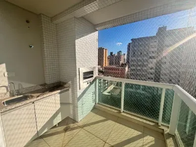 Apartamento com 3 Quartos para alugar, 77m² no Zona 03, Maringá