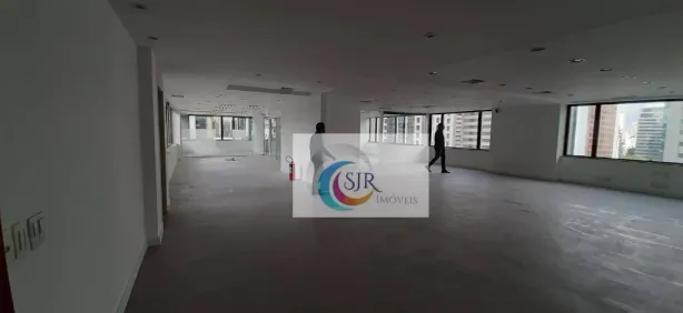 Sala Comercial para alugar, 259m² no Vila Olímpia, São Paulo