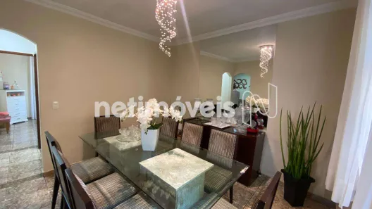 Casa com 3 Quartos à venda, 230m² no Goiânia, Belo Horizonte