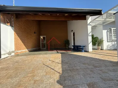 Casa com 3 Quartos para alugar, 285m² no Cidade Universitária, Campinas